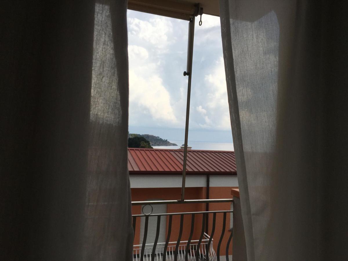Residence La Fenice Ff Giardini Naxos Exterior foto