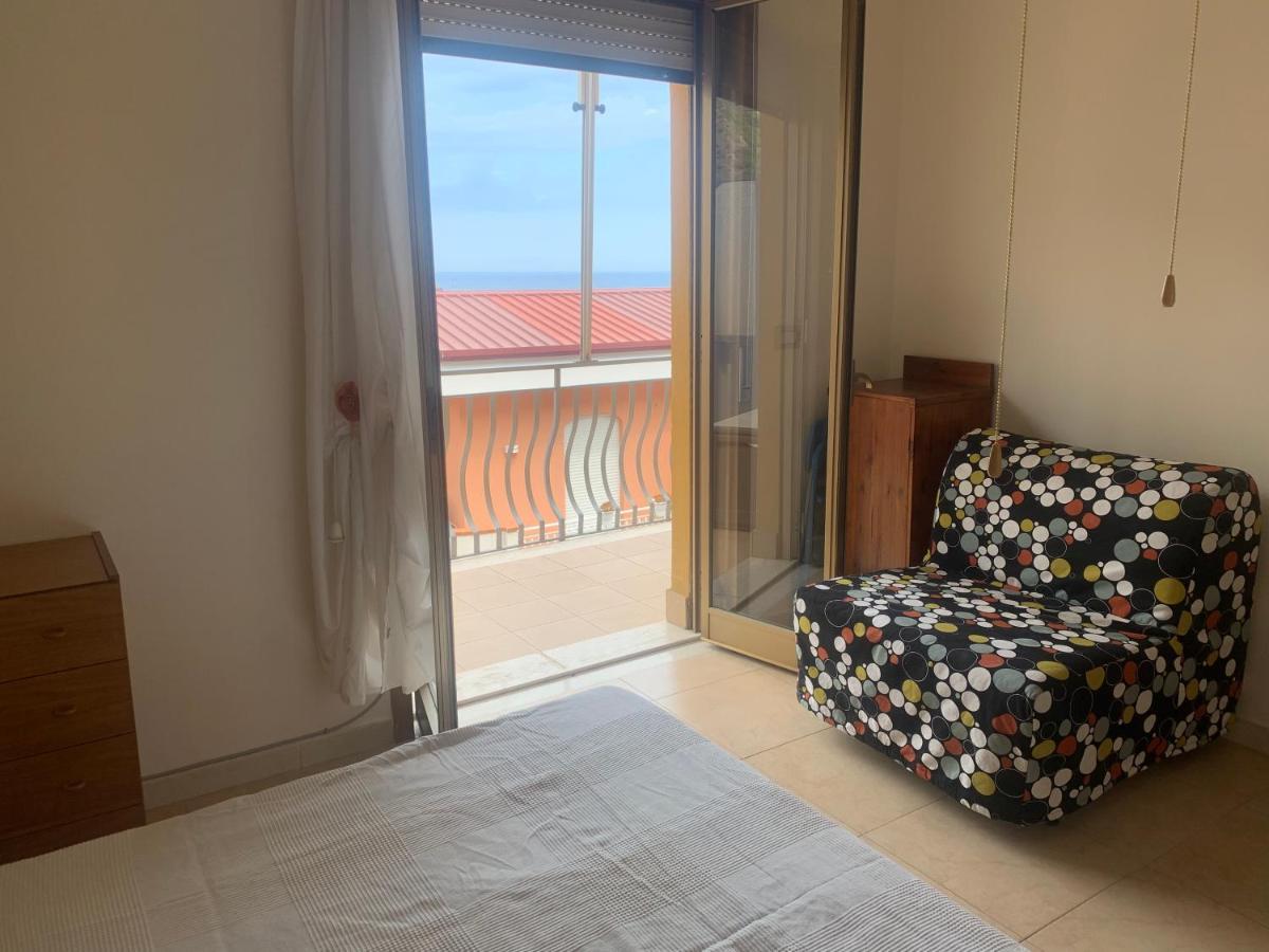 Residence La Fenice Ff Giardini Naxos Exterior foto